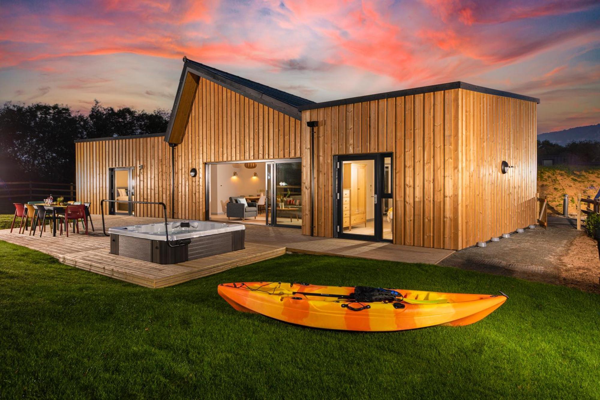 Trevassack Holidays Helston Exteriör bild
